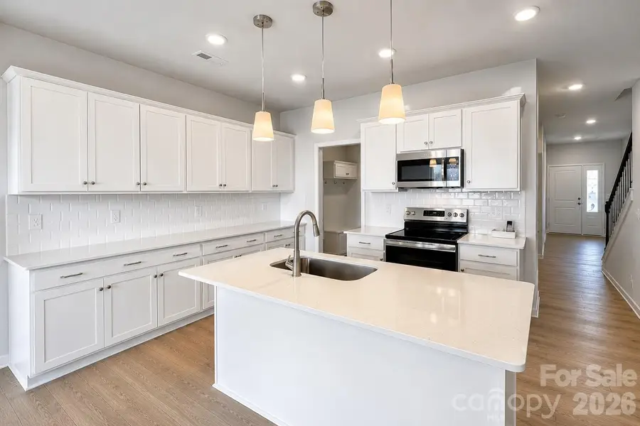6340 Abelia Avenue, Charlotte, NC 28269 - #2