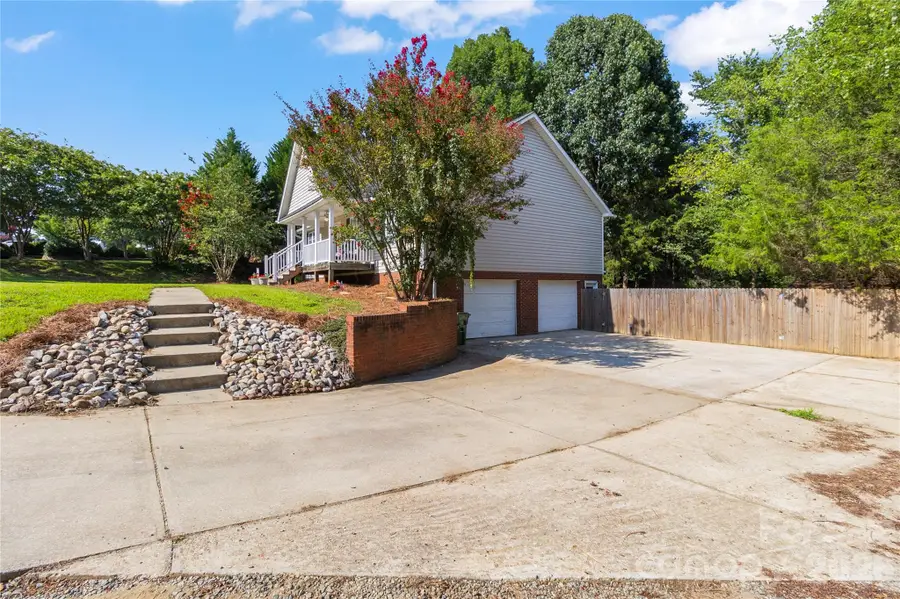 200 Autumn Woods Boulevard, Mount Holly, NC 28120 - #3
