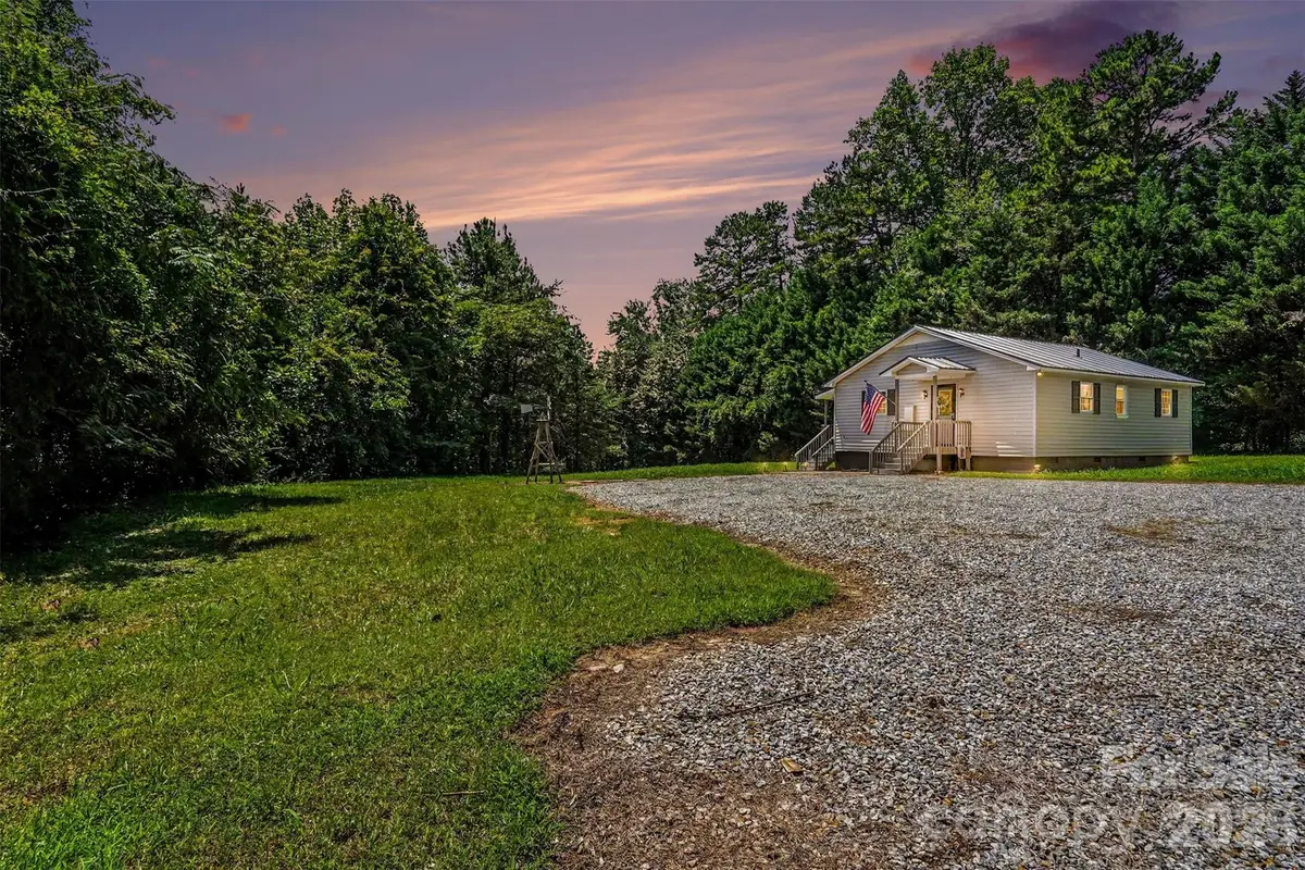 310 Main Avenue E, Hildebran, NC 28637 - #1