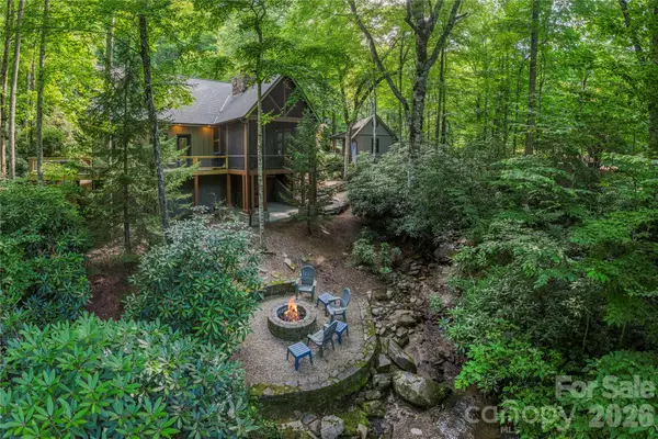 35 Flint Ridge Road, Bryson City, NC 28713