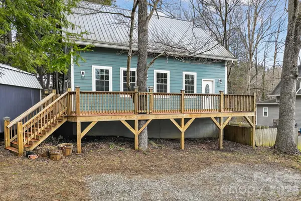 155 N Fork Road, Black Mountain, NC 28711
