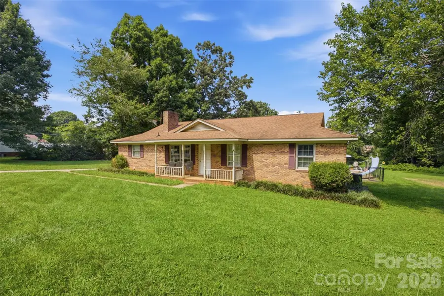 302 Charlotte Street, Alexis, NC 28006 - #2