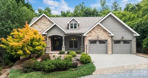 82 Wood Owl Court, Hendersonville, NC 28791