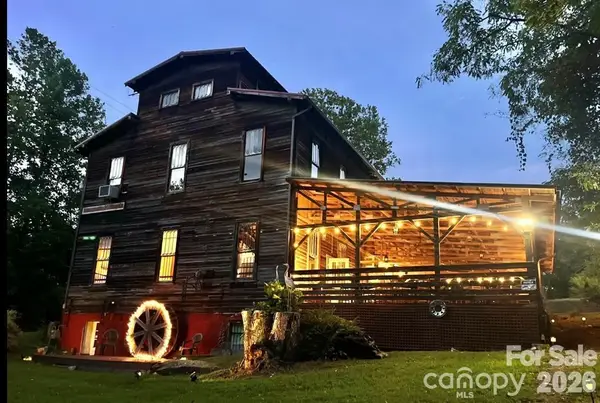 1 Old Mill Lane, Weaverville, NC 28787