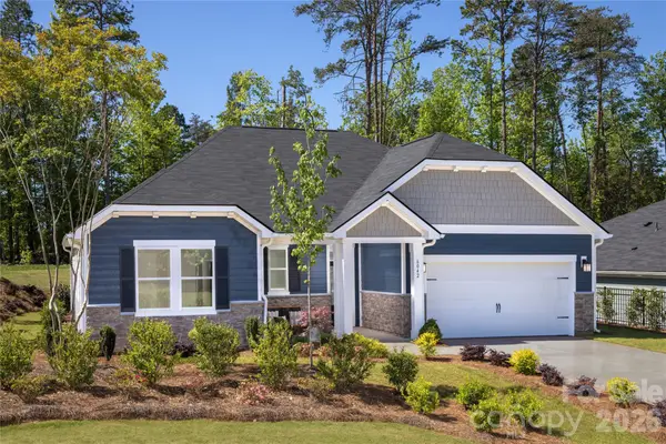 6042 Bella Vista Drive, Denver, NC 28037
