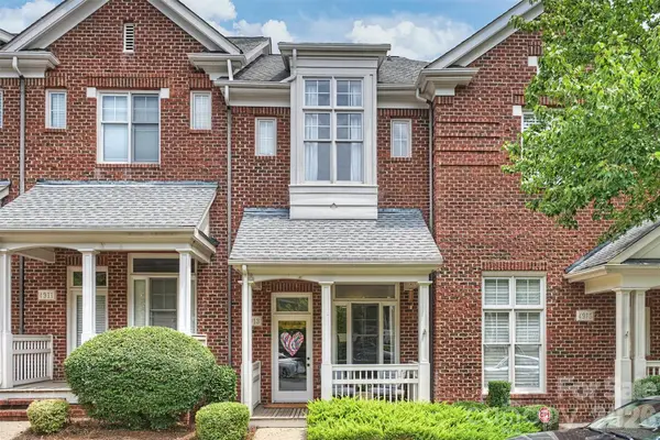4913 S Hill View Drive, Charlotte, NC 28210