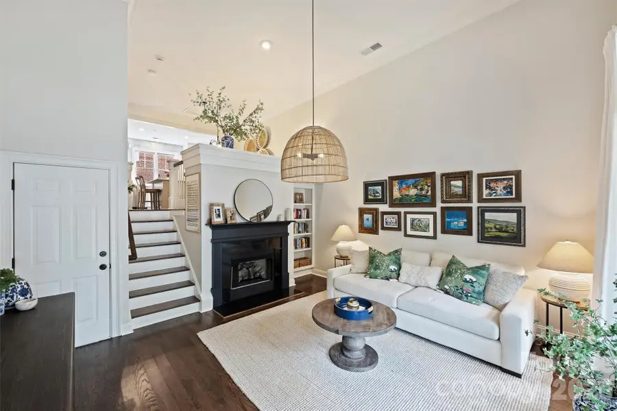 4913 S Hill View Drive, Charlotte, NC 28210 - #3