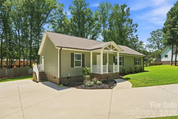 312 Sailwinds Road, Mooresville, NC 28115