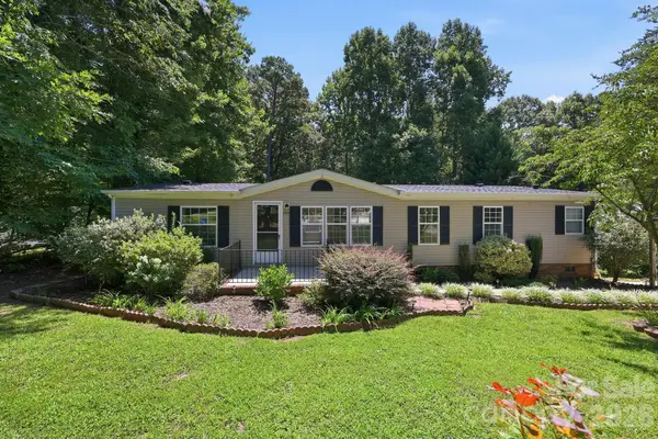 299 Sailwinds Road, Mooresville, NC 28115