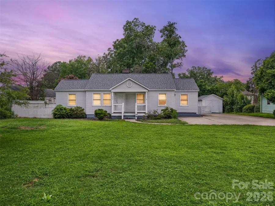 646 Marsh Road, Charlotte, NC 28209 - #2