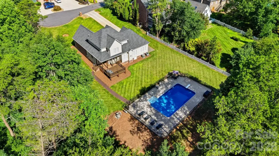 4510 18th Street Lane Ne, Hickory, NC 28601 - #2