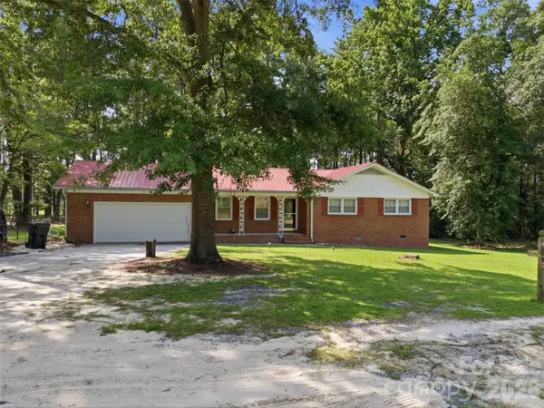 276 Dixie Trail, Hamlet, NC 28345