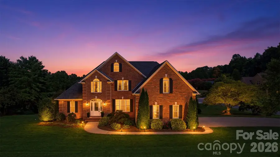 1064 Baker Barn Road, Hickory, NC 28602 - #2