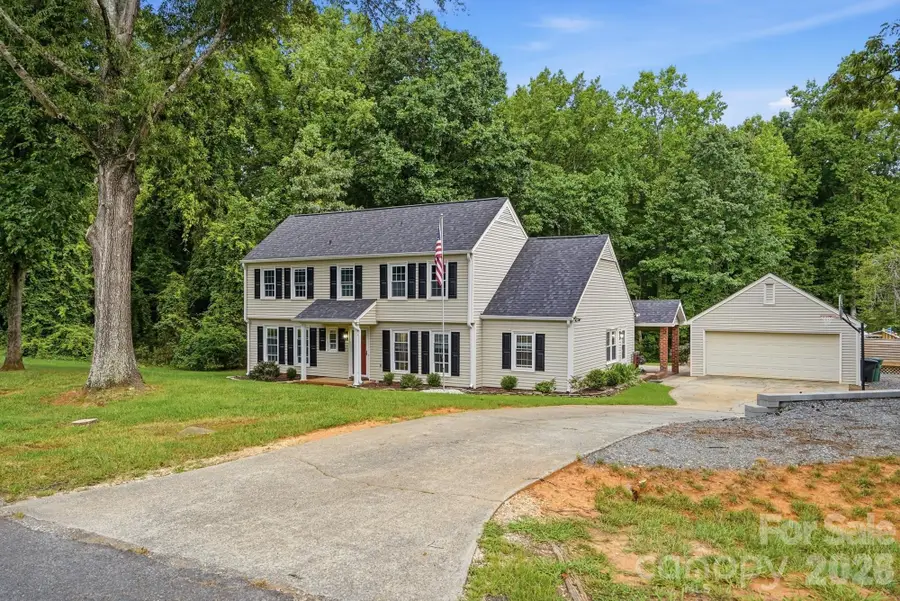 10211 Meadow Hollow Drive, Charlotte, NC 28227 - #2