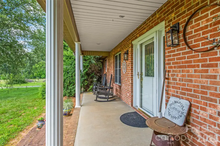 5398 B Reidsville Road, Walkertown, NC 27051 - #3