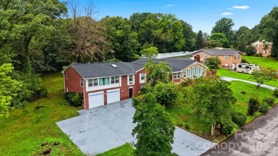 103 Castlegate Drive, Morganton, NC 28655 - #3