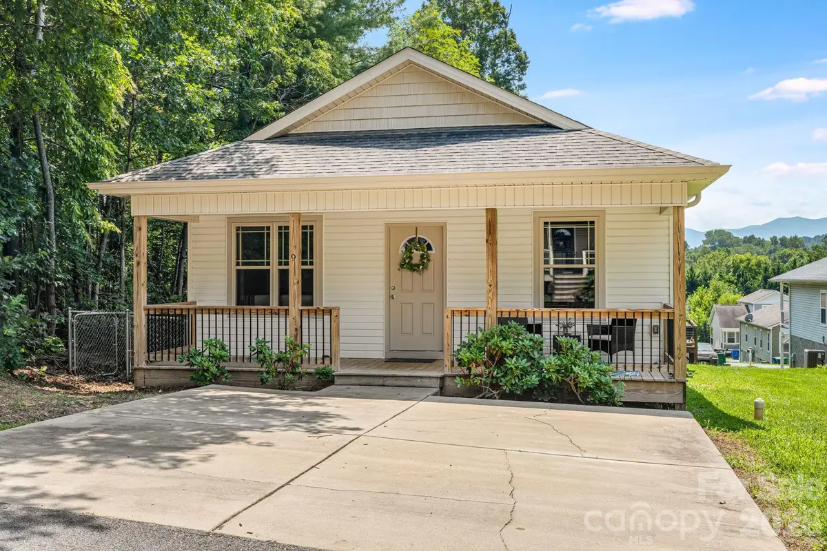 9 Coral Berry Drive, Candler, NC 28715 - #1