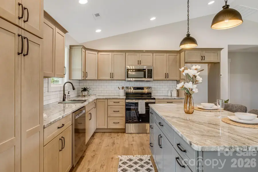 735 Jupiter Road, Weaverville, NC 28787 - #3