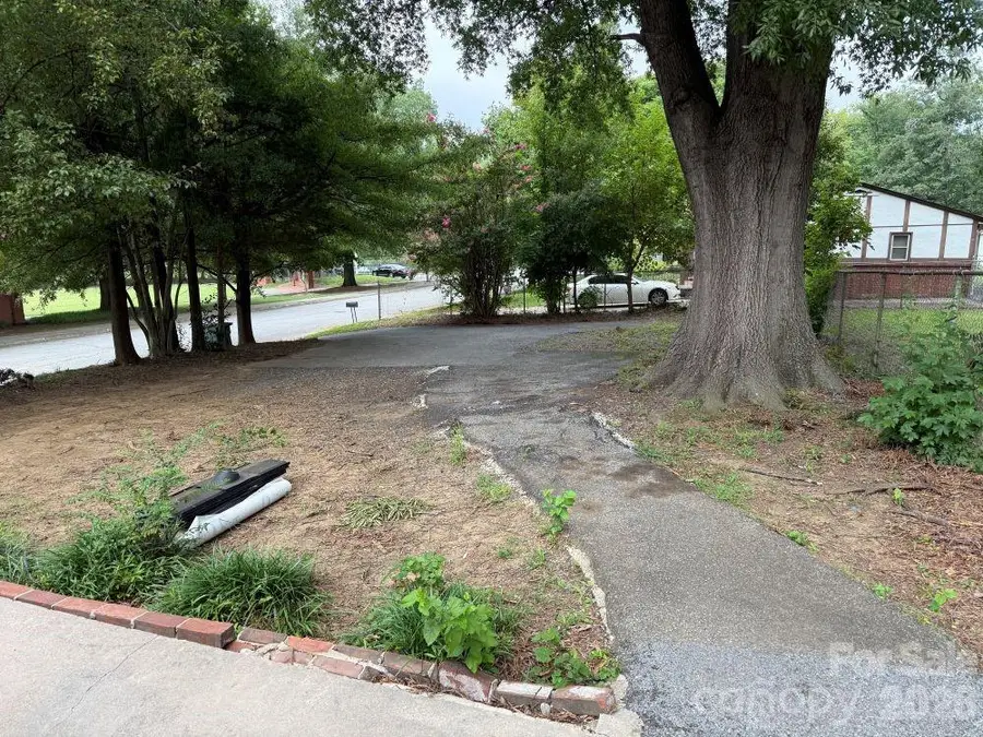 1008 Jackson Street N, Salisbury, NC 28144 - #2