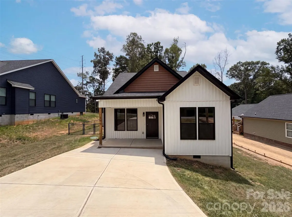 490 E 22nd Street, Kannapolis, NC 28083 - #1