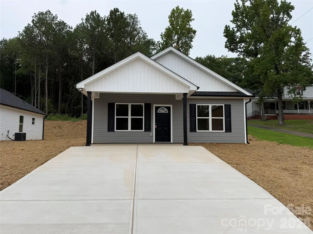 509 N Washington Street, Wadesboro, NC 28170 - #1