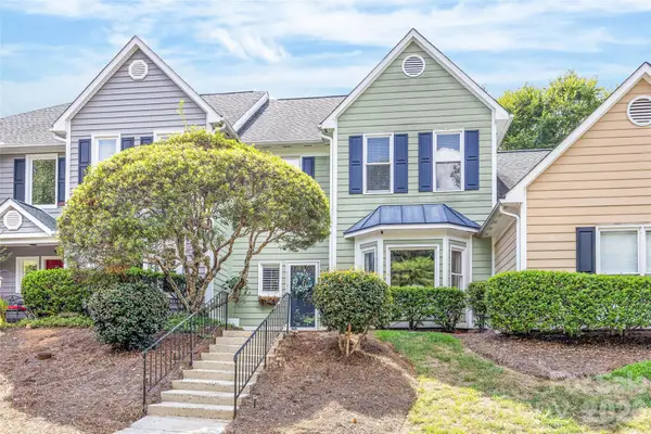 5933 Fitzwilliams Lane, Charlotte, NC 28270