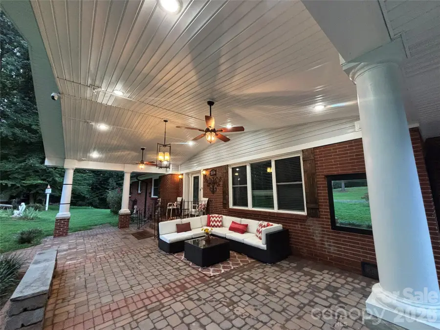 7124 Ridge Lane Road, Charlotte, NC 28262 - #3