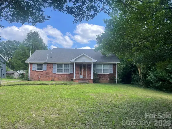 3206 Connecticut Avenue, Charlotte, NC 28205