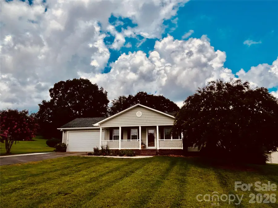 253 Stable Brook Lane, Taylorsville, NC 28681 - #2