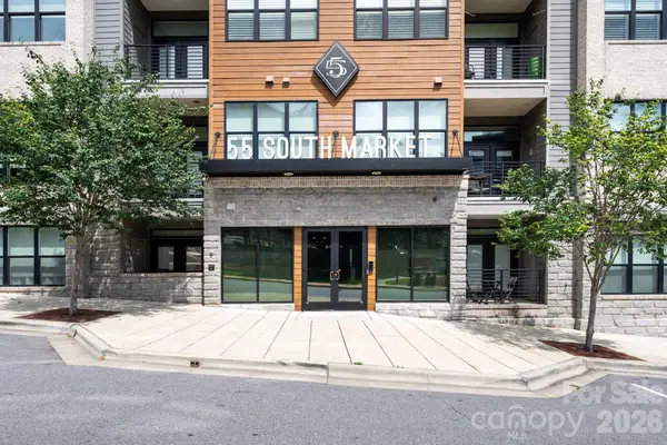 55 S Market Street #404, Asheville, NC 28801