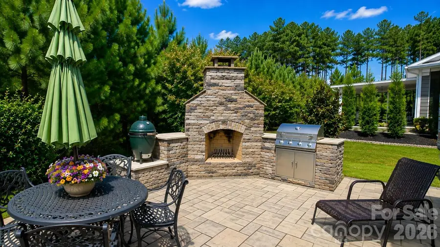 1017 Dali Boulevard, Mount Holly, NC 28120 - #2