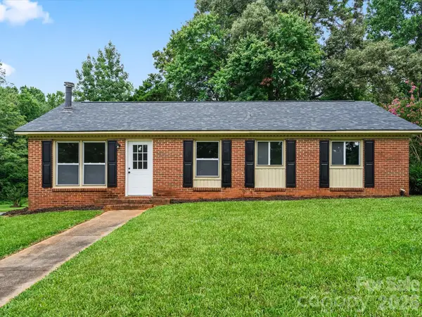 5312 Larewood Drive, Charlotte, NC 28215