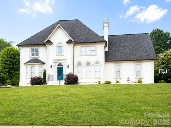 4215 3rd Street Nw, Hickory, NC 28601