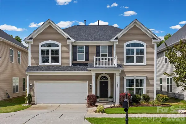 1037 Fleming Lane, Matthews, NC 28104