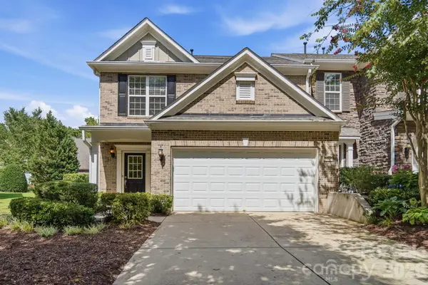 16852 Dunaverty Place, Charlotte, NC 28277