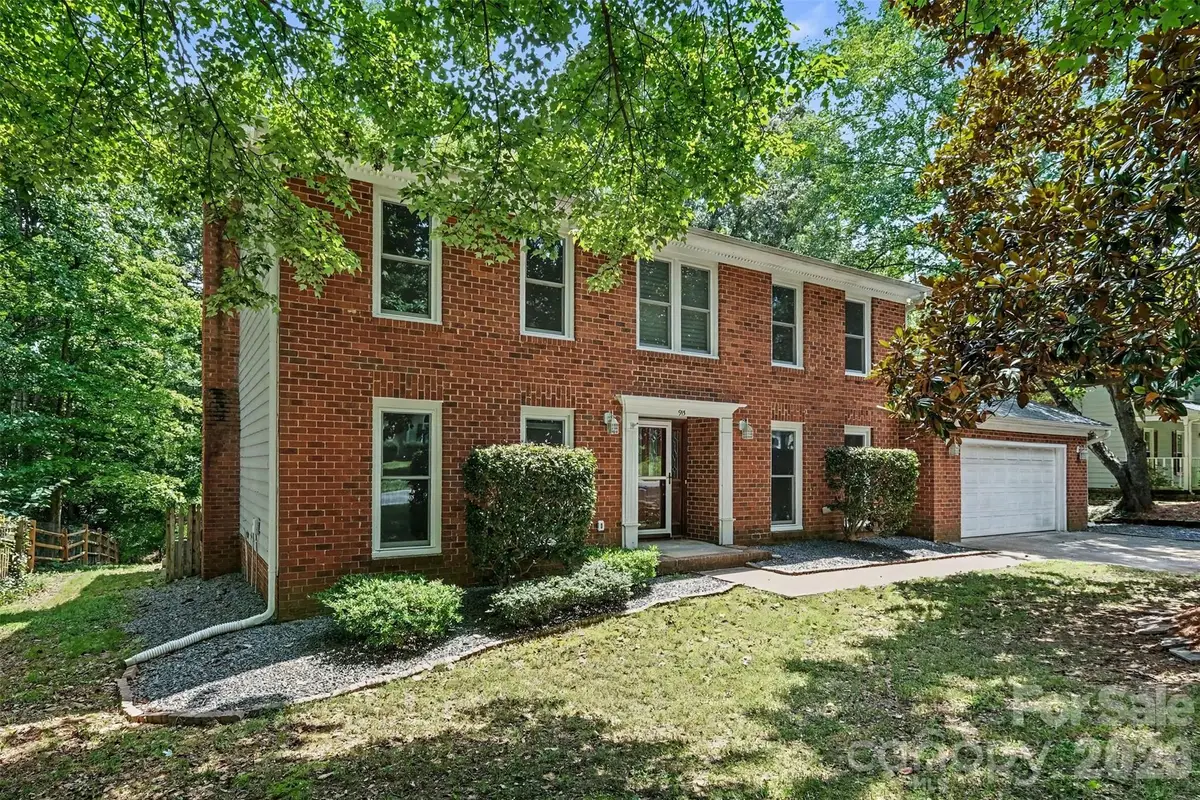 915 Brightmoor Drive, Matthews, NC 28105 - #1