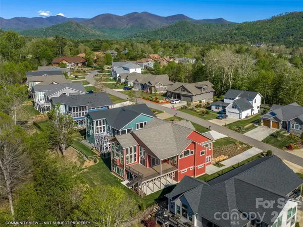 9997 Taraka Trail #209, Weaverville, NC 28787
