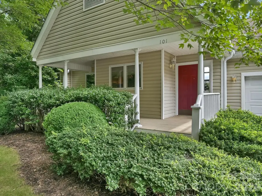 101 Valley Hill Drive, Hendersonville, NC 28791 - #3