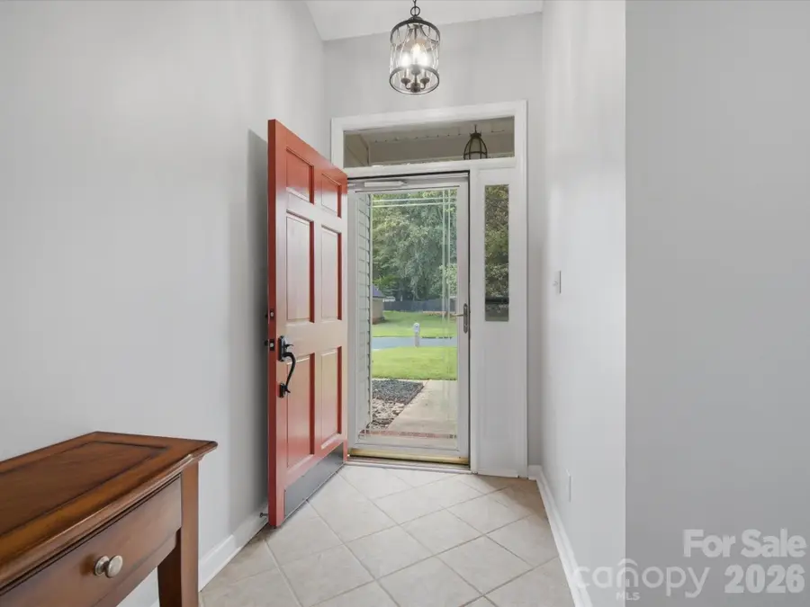 607 Oakbluff Circle, Charlotte, NC 28216 - #3