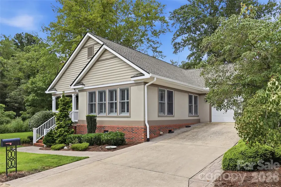 18 Creekside Way, Asheville, NC 28804 - #2