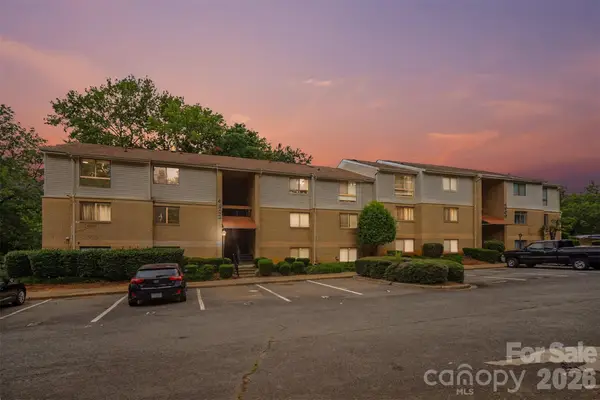 4902 Spring Lake Drive #E, Charlotte, NC 28212