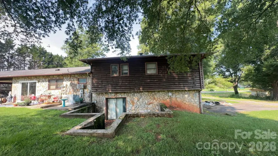 4294 Horseshoe Bend Road, Hudson, NC 28638 - #2