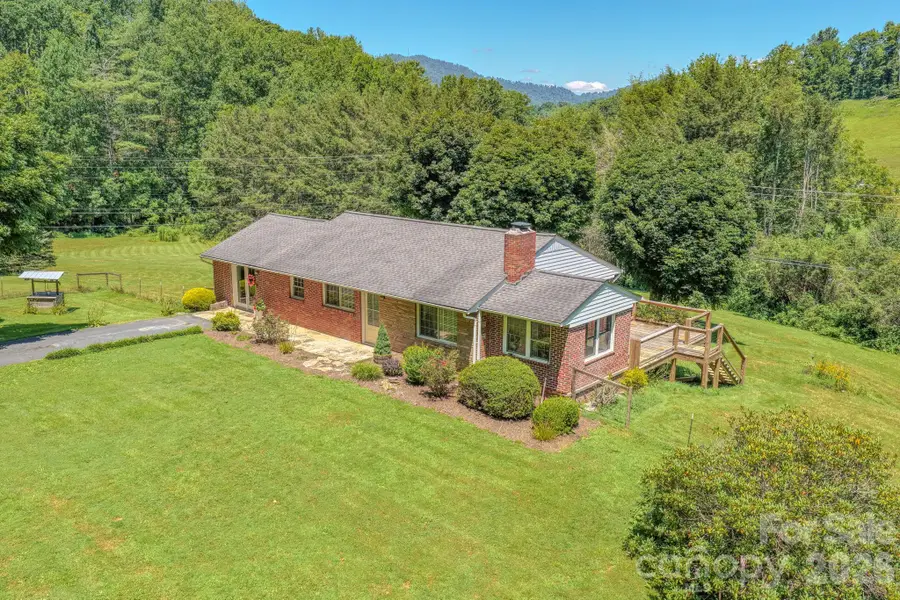 2150 Nc 80 Highway, Bakersville, NC 28705 - #3