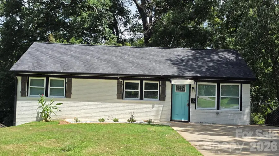 513 E Ohio Avenue, Bessemer City, NC 28016 - #2