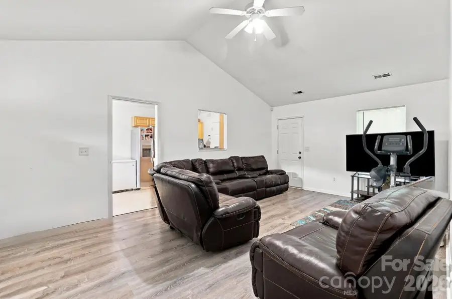 5205 Windy Valley Drive, Charlotte, NC 28208 - #3