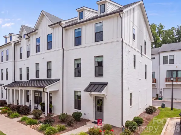 2414 Magnolia Blossom Way, Charlotte, NC 28211