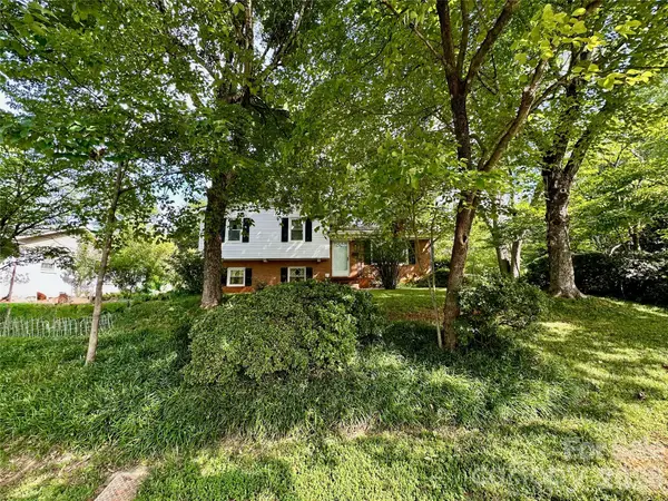 7200 Woodstock Drive, Charlotte, NC 28210