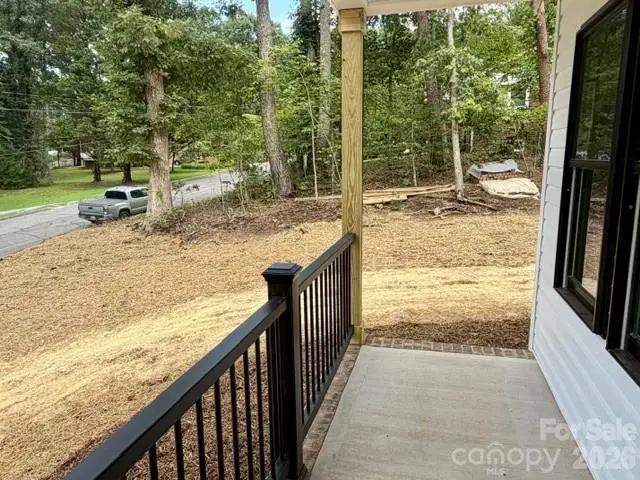 1135 Pinebrook Avenue Se, Valdese, NC 28690 - #3