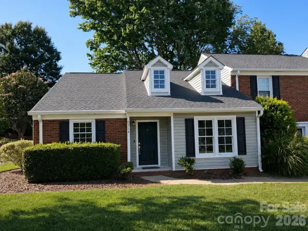 8314 Chippenham Lane, Charlotte, NC 28277