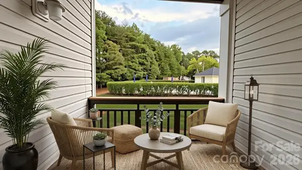 6419 Park Pond Drive, Charlotte, NC 28262